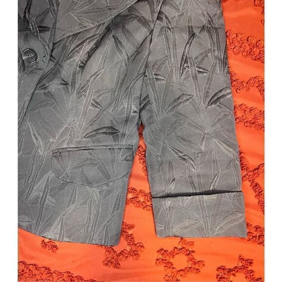 Worthington jacket.pockets.cuffs.green.lined .buttons .shoulder pads.sz 12. See. - Picture 7 of 16